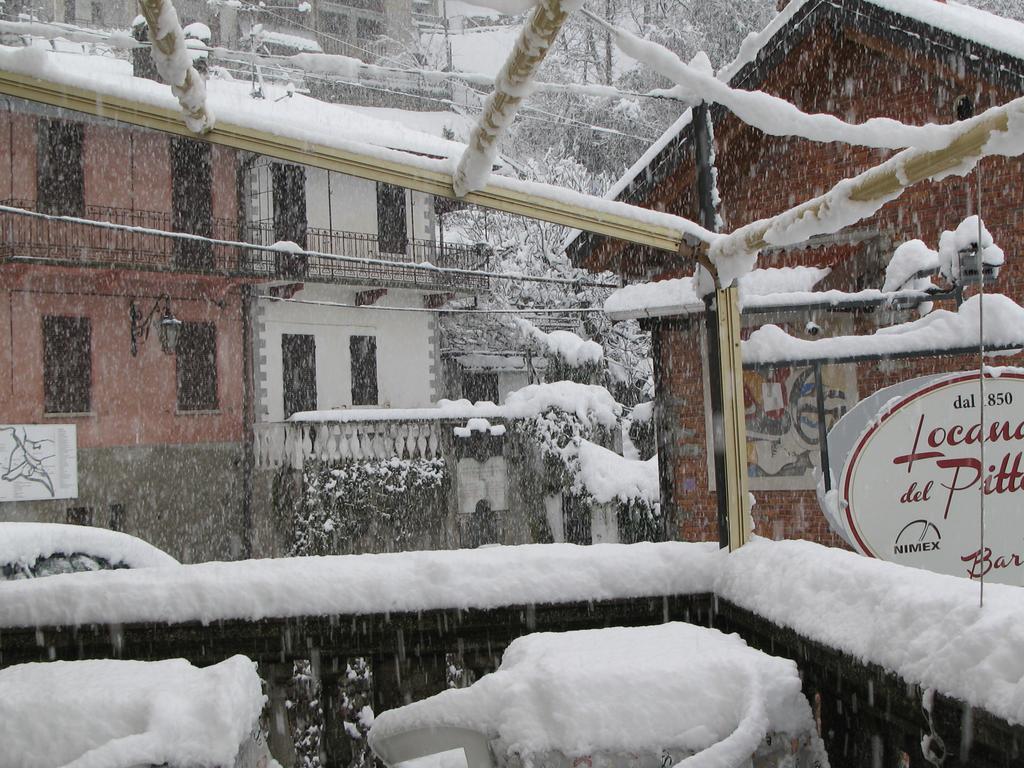 Locanda Del Pittore Arcumeggia Exterior photo