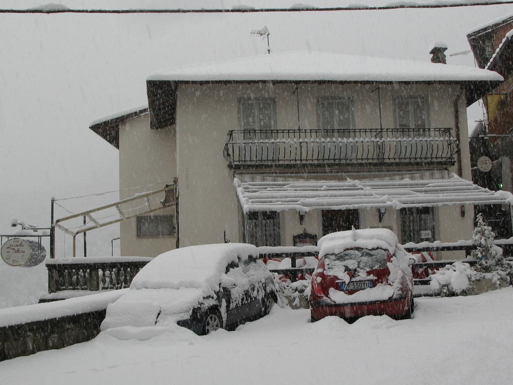 Locanda Del Pittore Arcumeggia Exterior photo