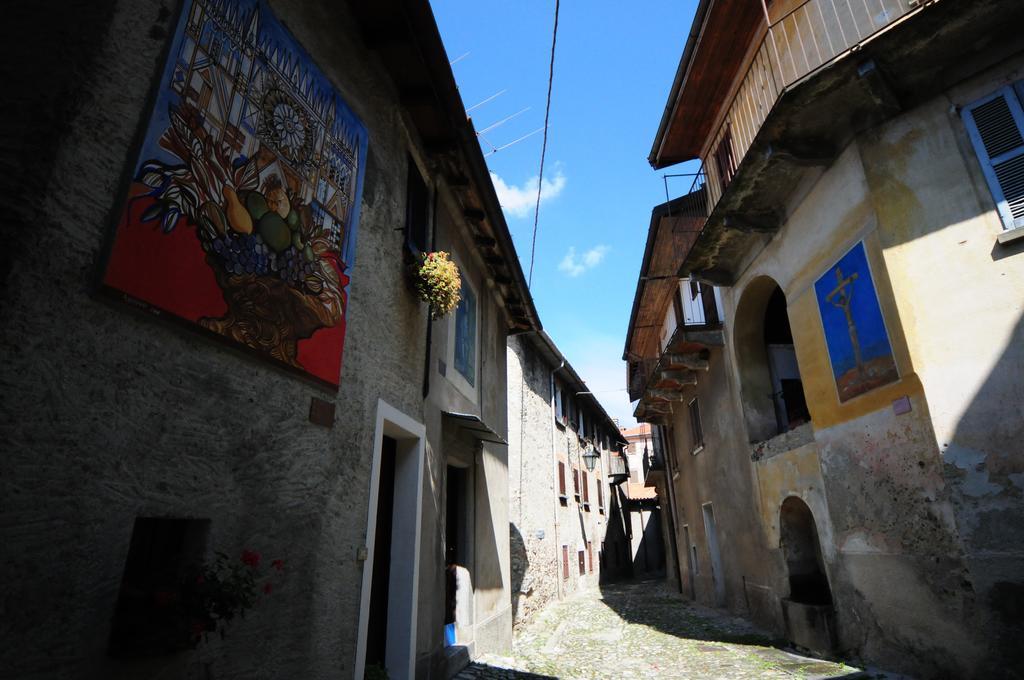 Locanda Del Pittore Arcumeggia Exterior photo