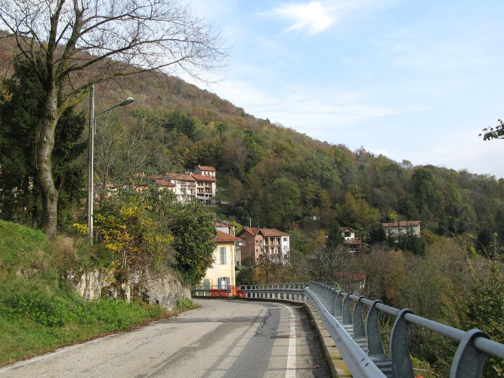 Locanda Del Pittore Arcumeggia Exterior photo