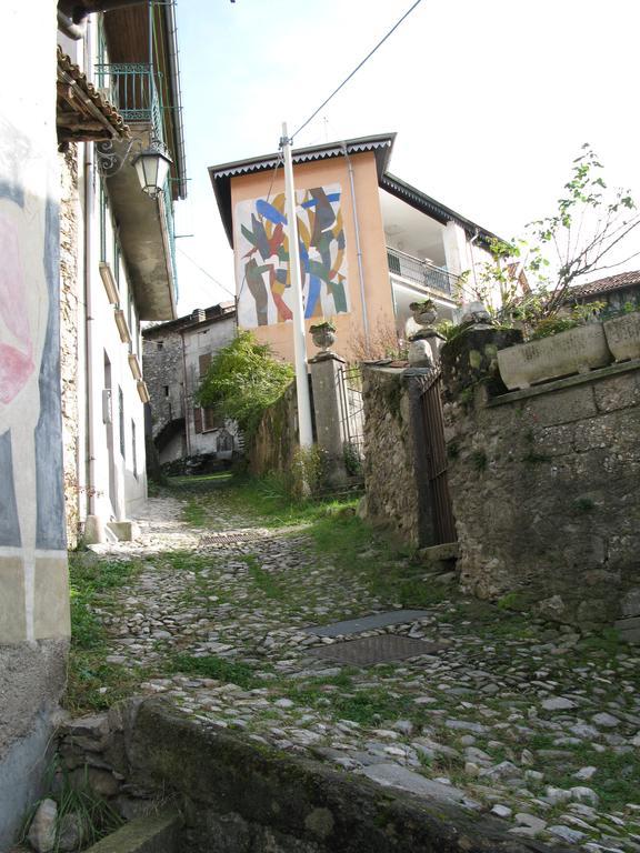Locanda Del Pittore Arcumeggia Exterior photo