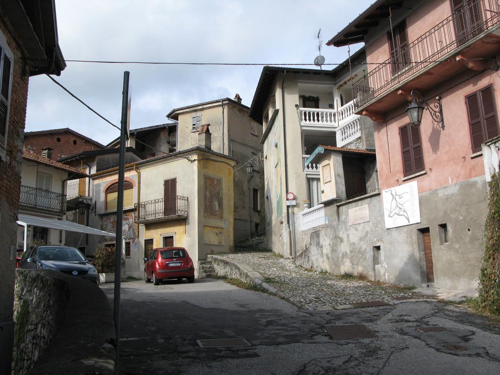 Locanda Del Pittore Arcumeggia Exterior photo