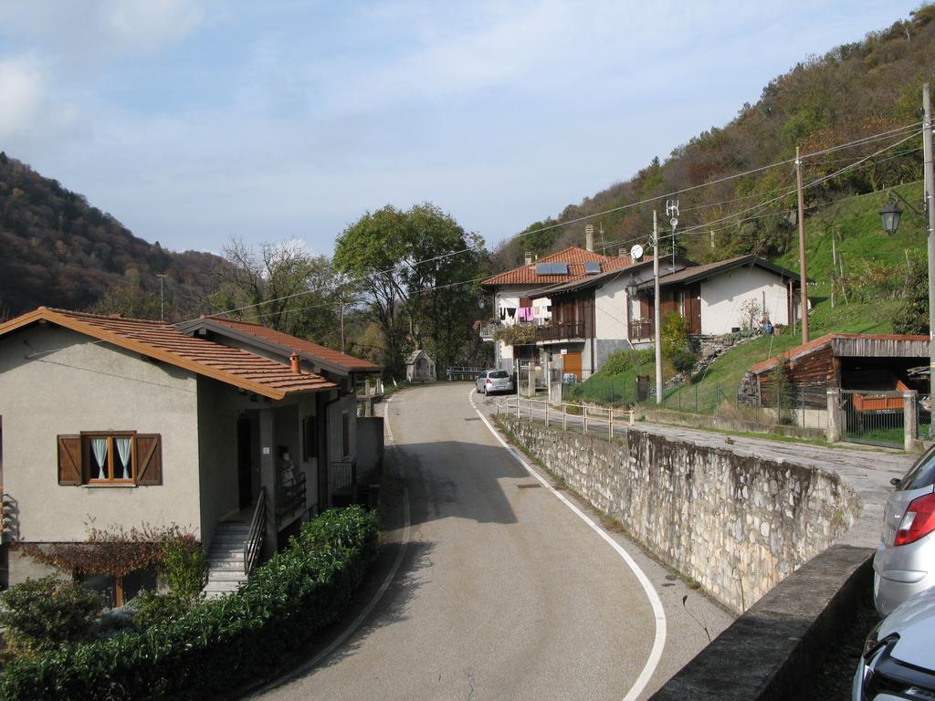 Locanda Del Pittore Arcumeggia Exterior photo